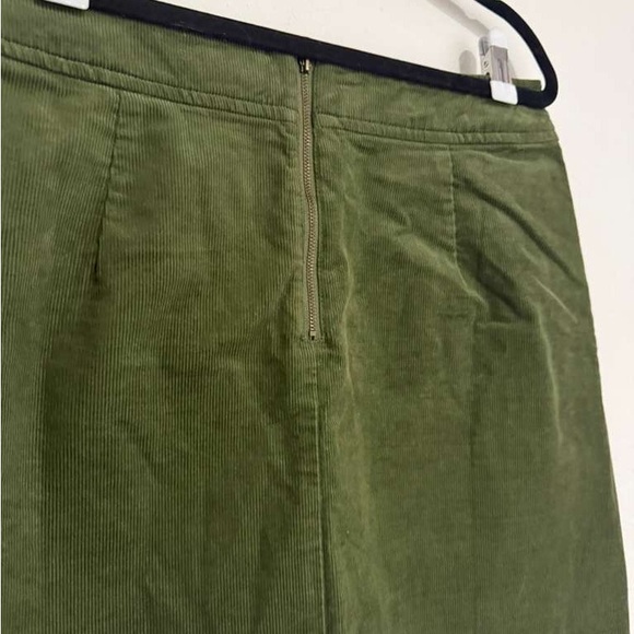 J. Crew Forest Green Mini Skirt - Picture 5 of 6